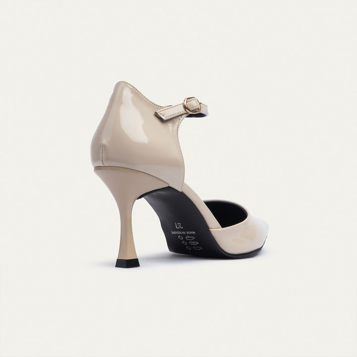 Achilles| Liana Patent Pointed Heels - Beige