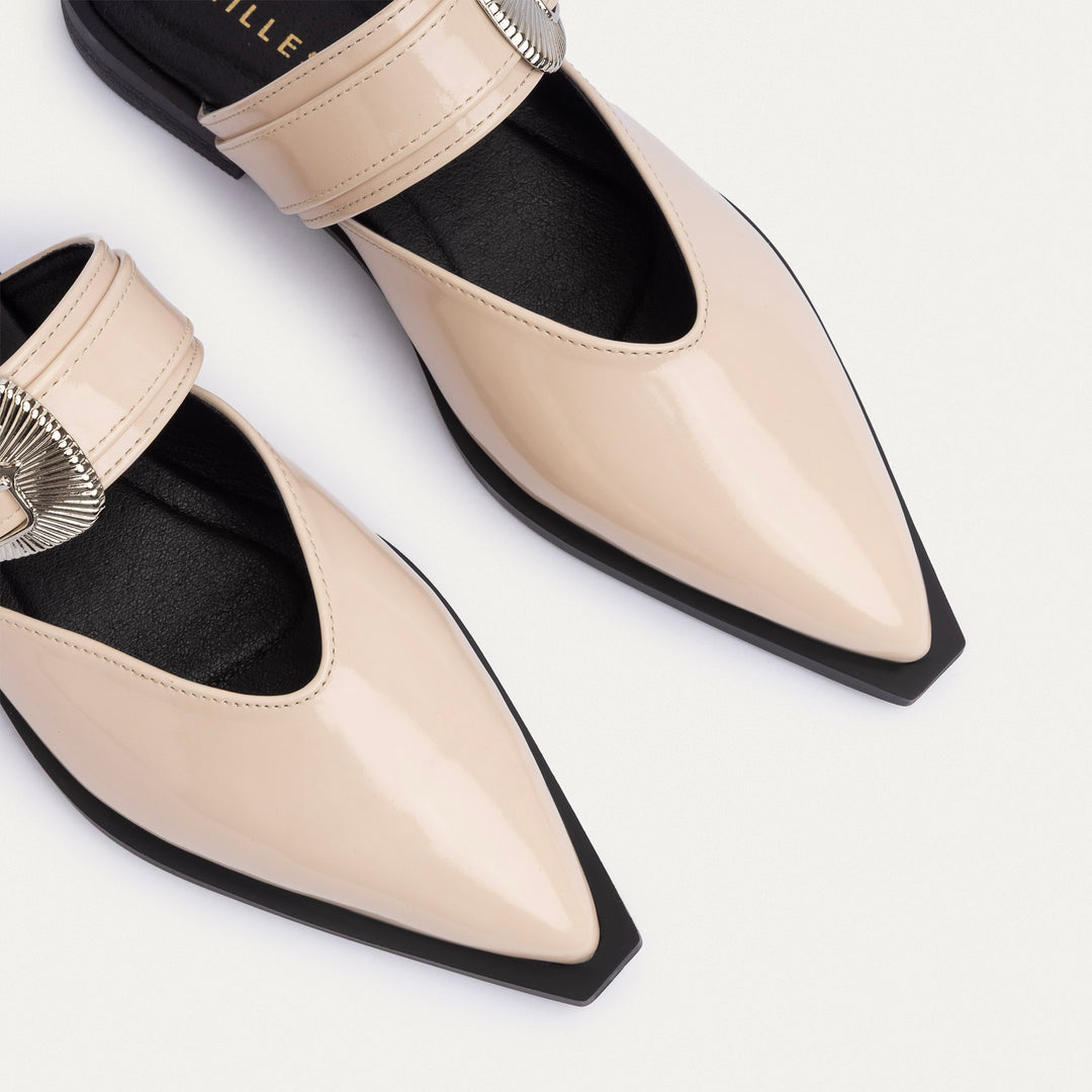Achilles | Celeste buckle Mules - Glossy Beige