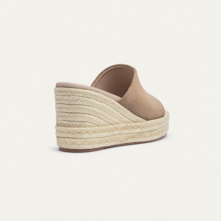 Achilles | Solأ©a Women’s Wedge Sandals - Beige