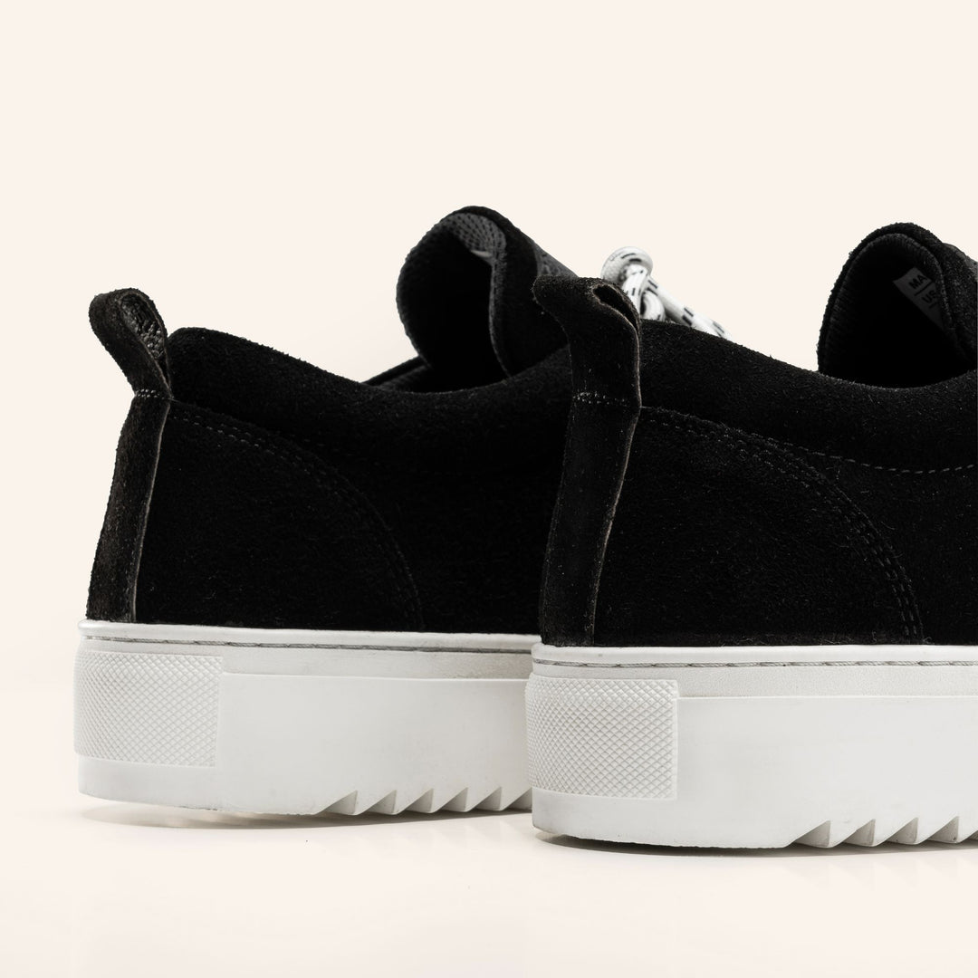 Achilles Zig 3.0 | Chestnut Laceup Sneakers - B & W