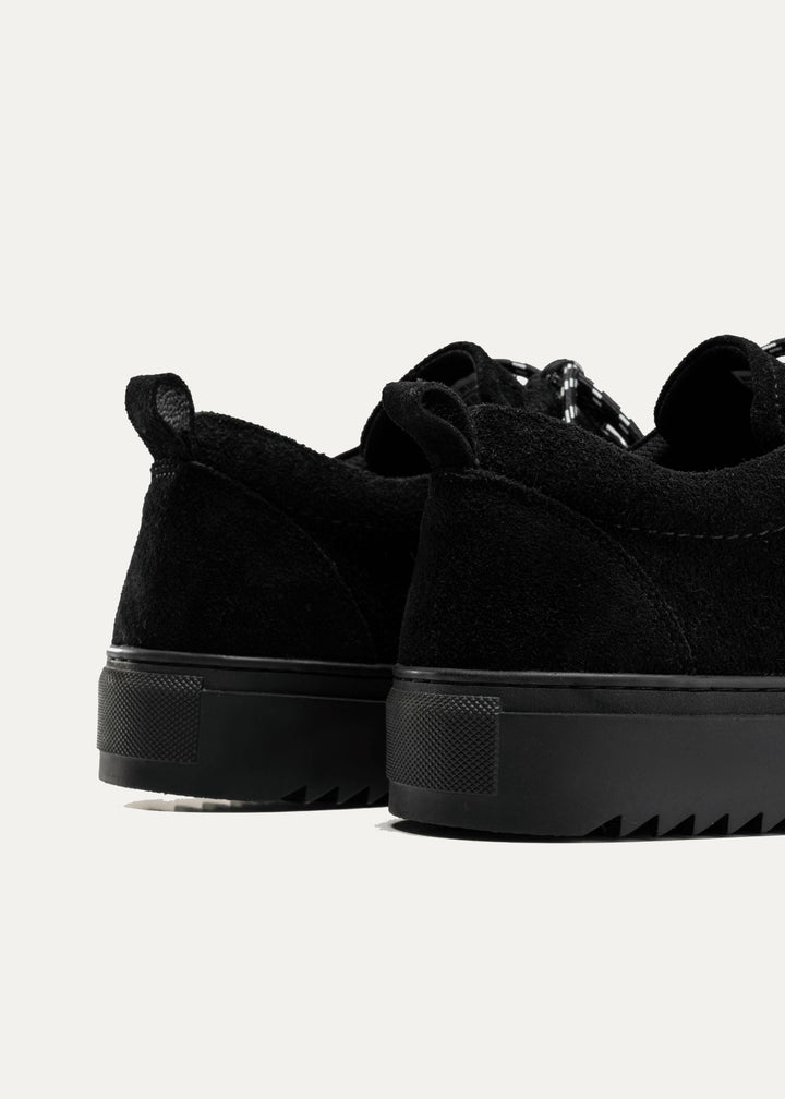 Achilles Zig 2.0 | Lace up Suede Sneakers - Black
