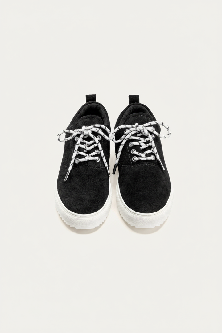 Zig 2.0 Lace up Stitchy Suede Sneakers | Black