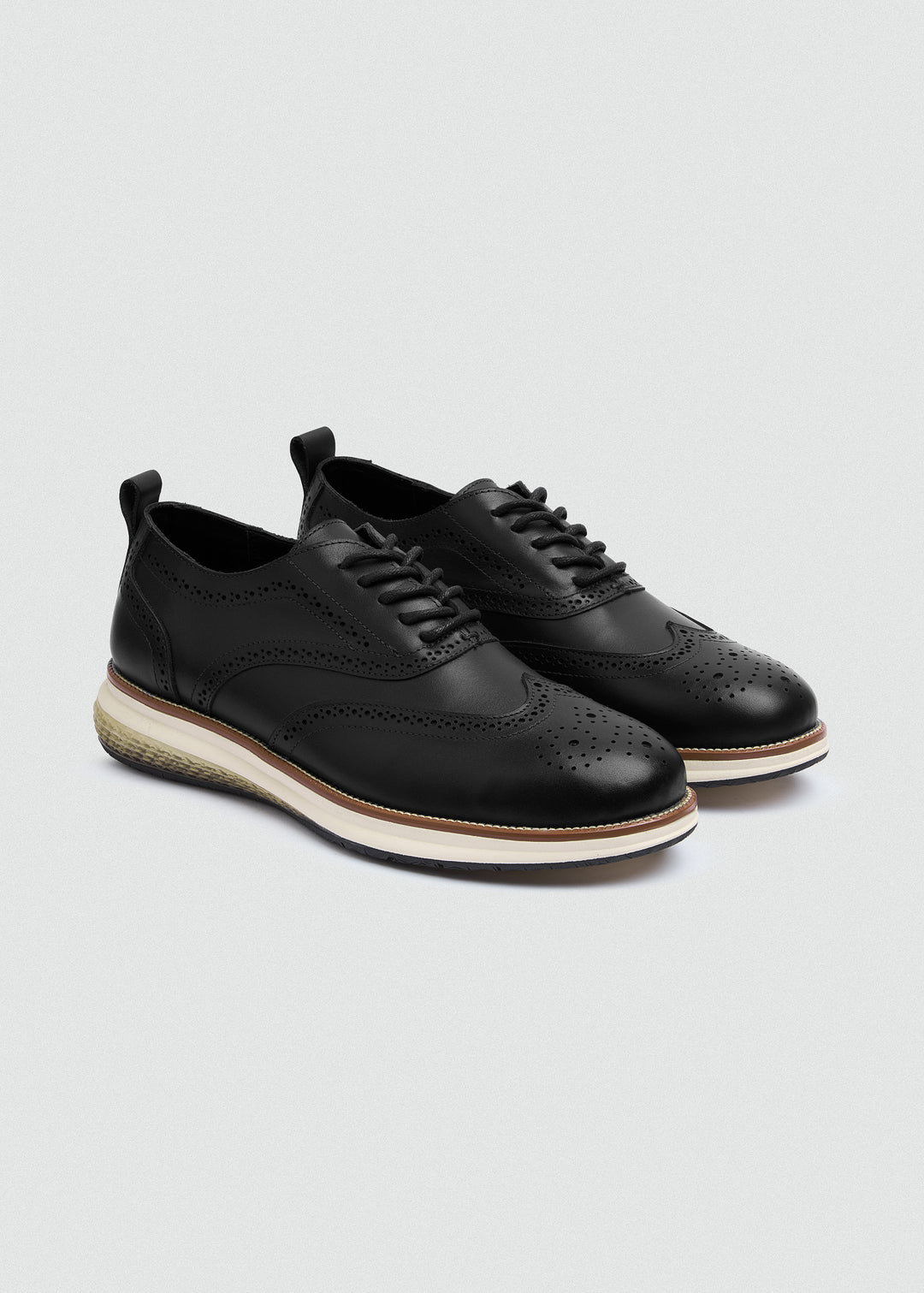 Wingtip Brogue Lace-Up - Black