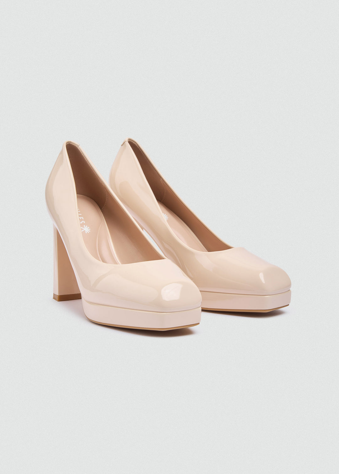 Closed Platform Pumps - Beige