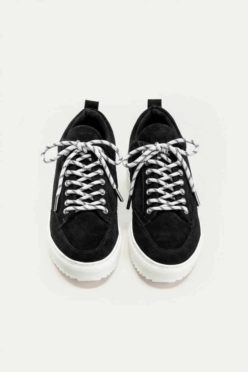 Achilles Zig 4.0  | Moc Toe Lace Up Sneakers - B & W