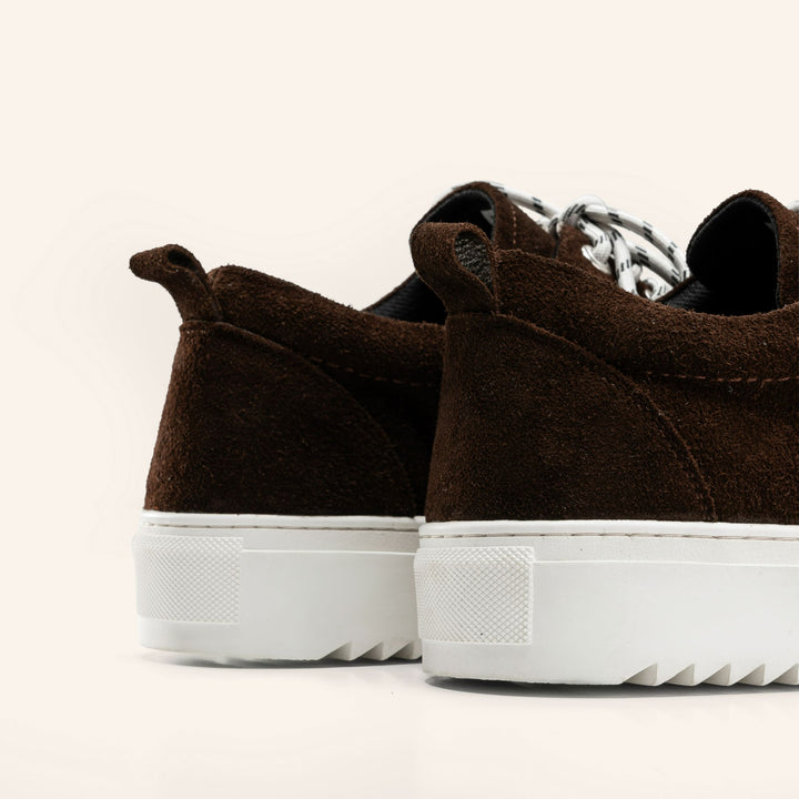 Achilles Zig 2.0 | Lace up Suede Sneakers - Brown X White