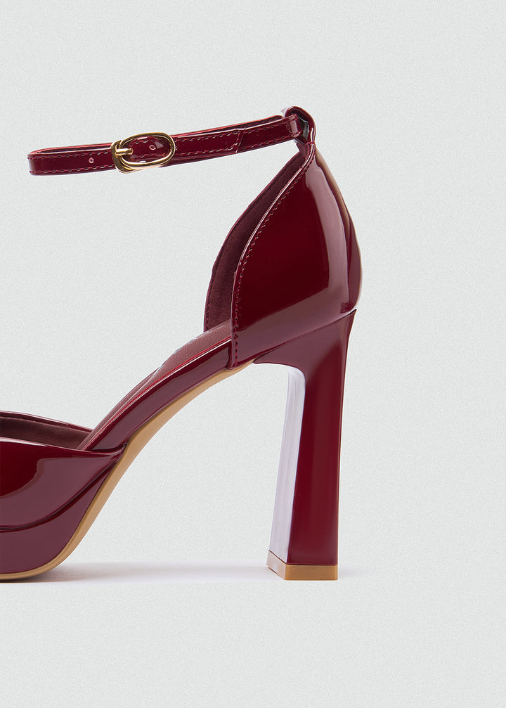 Round Toe Platform Ankle Strap Pumps - Maroon