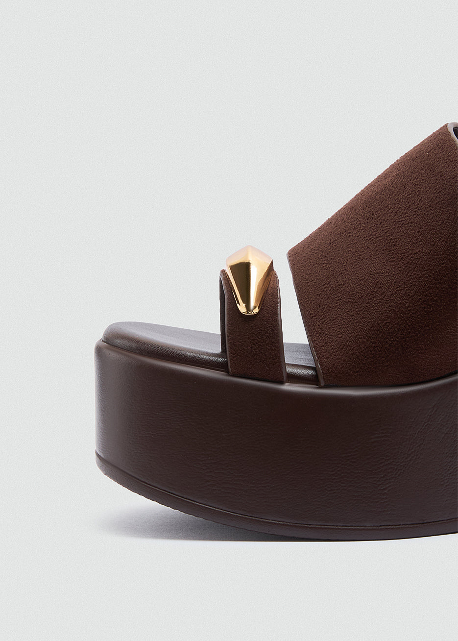Suede Wedge Gold Toe Ring - Brown