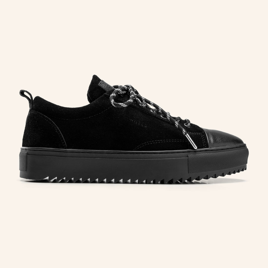 Achilles Zig 3.0 | Chestnut Laceup Sneakers - All Black