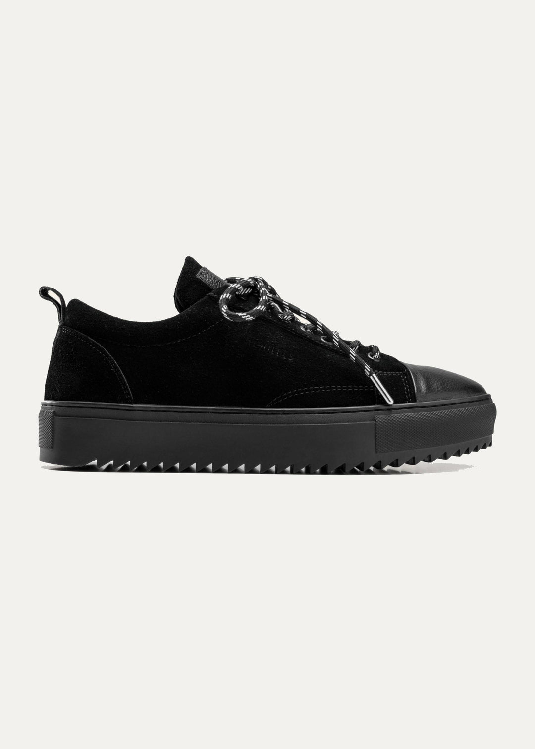 Achilles Zig 3.0 | Chestnut Laceup Sneakers - All Black