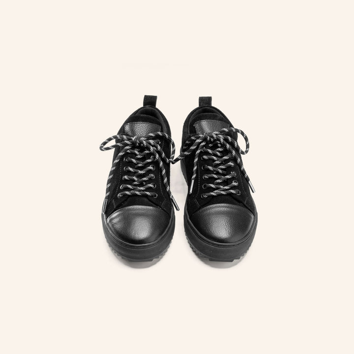 Achilles Zig 3.0 | Chestnut Laceup Sneakers - All Black