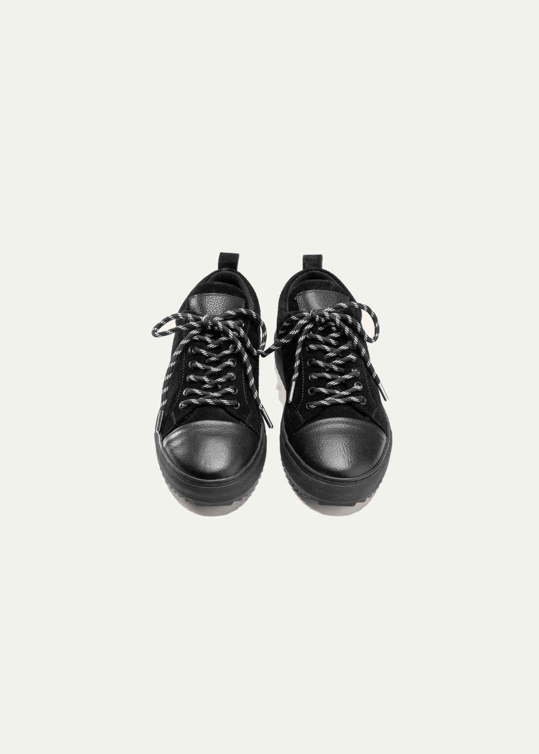 Achilles Zig 3.0 | Chestnut Laceup Sneakers - All Black