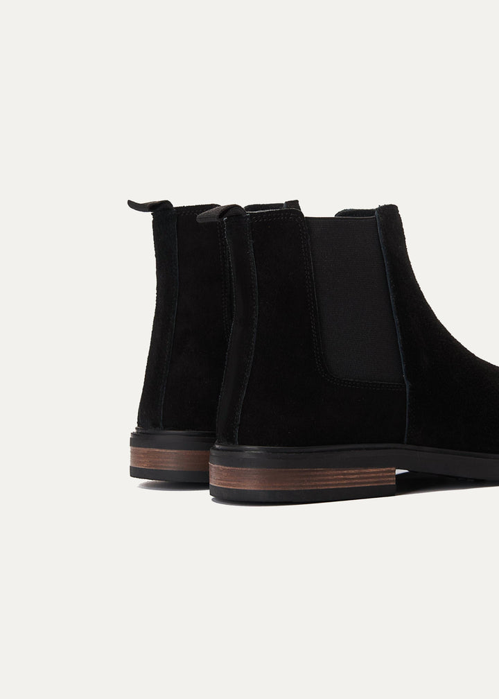 Signature Premium Suede Chelsea Boots | Black
