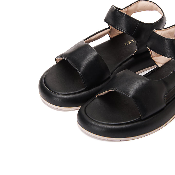 Comfy Footbed Plain Ankle Strap Sandals - Black