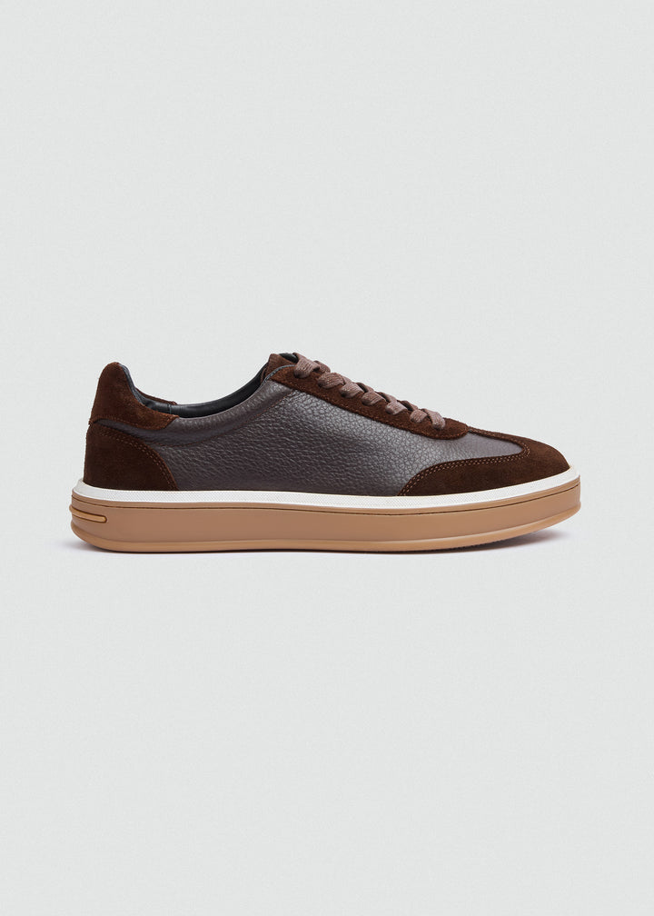 Retro Suede Sneaker - Suede Textured Brown