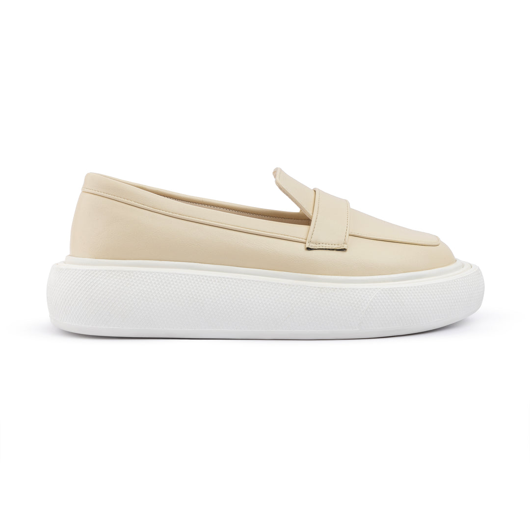 Moc Toe Leather Slip On Sneaker Loafers - Beige