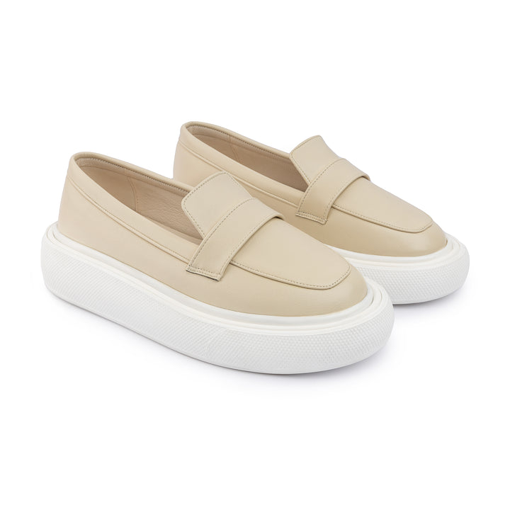 Moc Toe Leather Slip On Sneaker Loafers - Beige