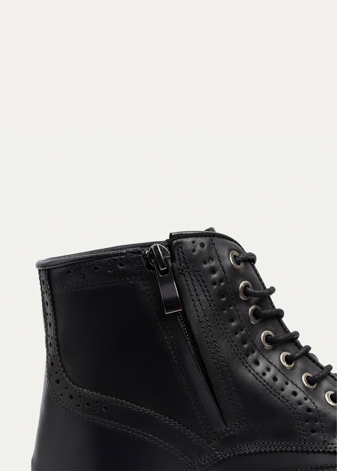 Achilles | Regent Brogue Boots | Black