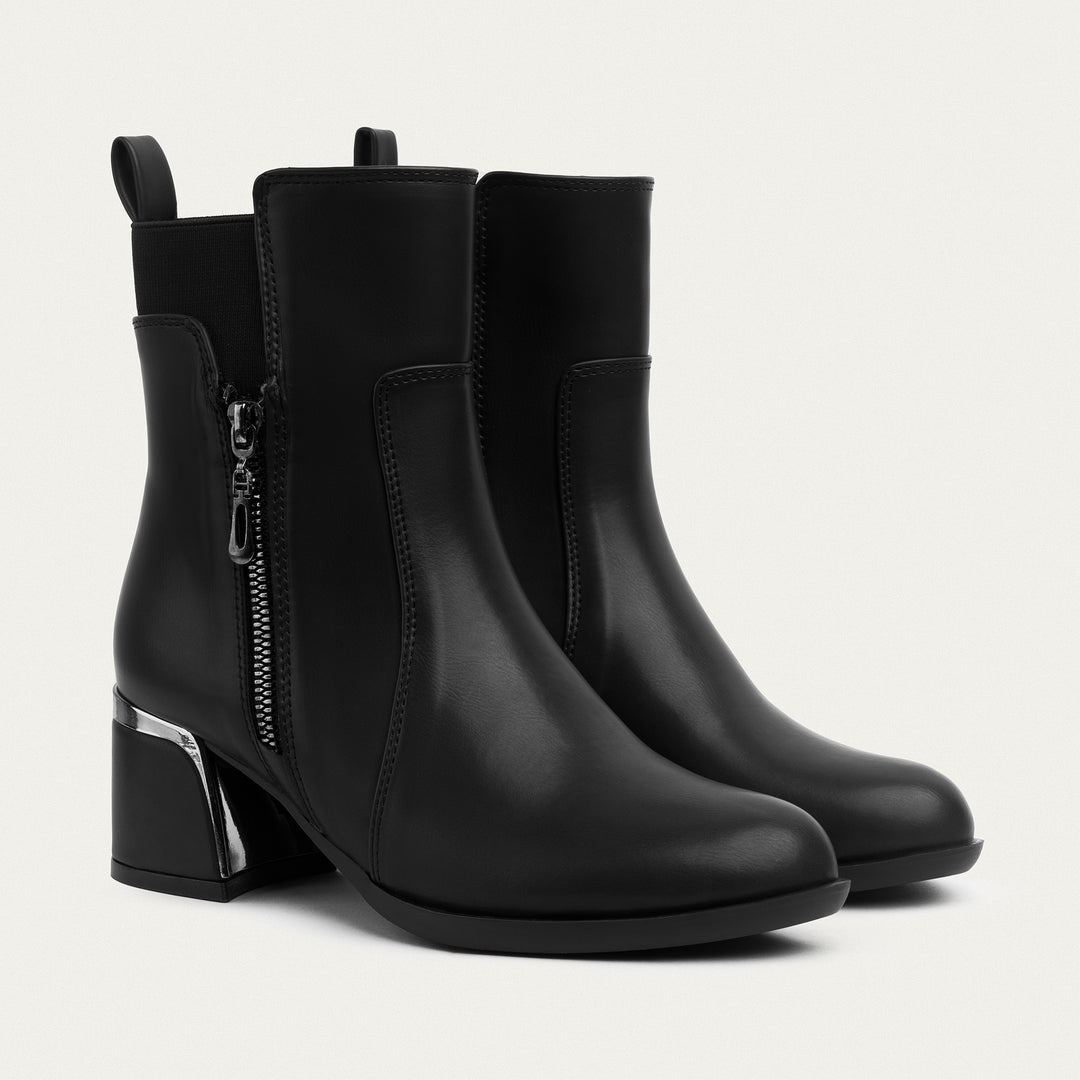 Chloe Ankle Boot Block Heel Ankle Boot -  Black