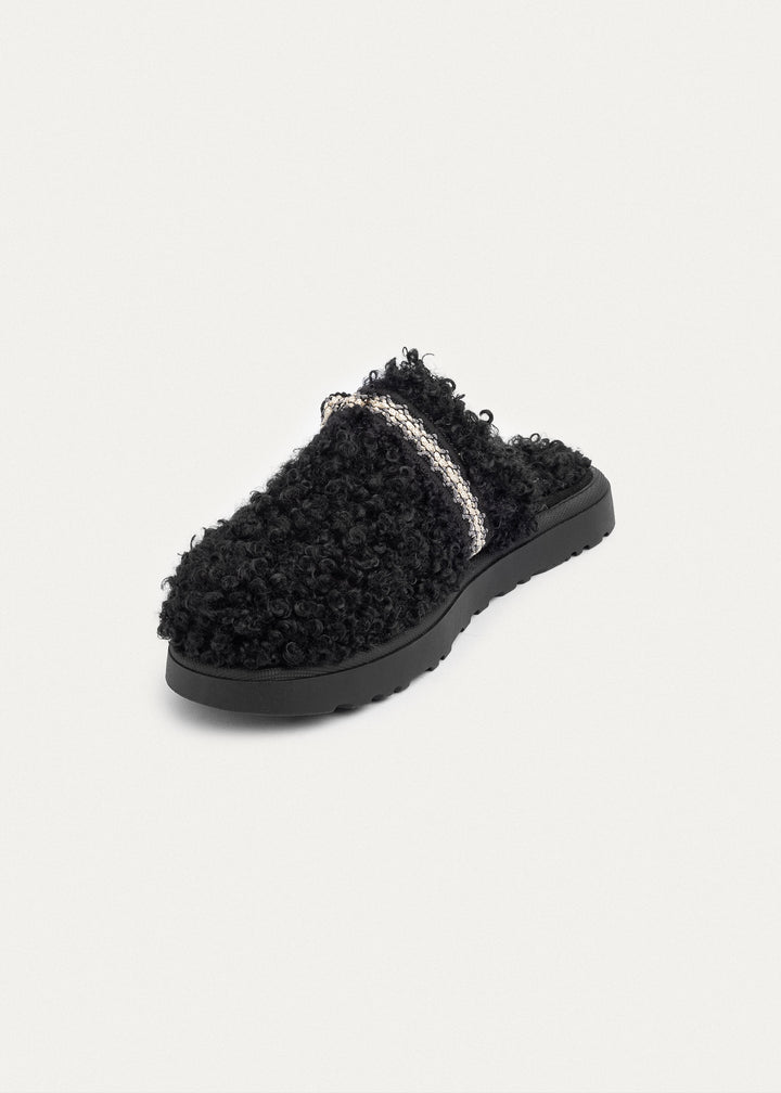 Achilles | Cozy Charm Slip-Ons | Black