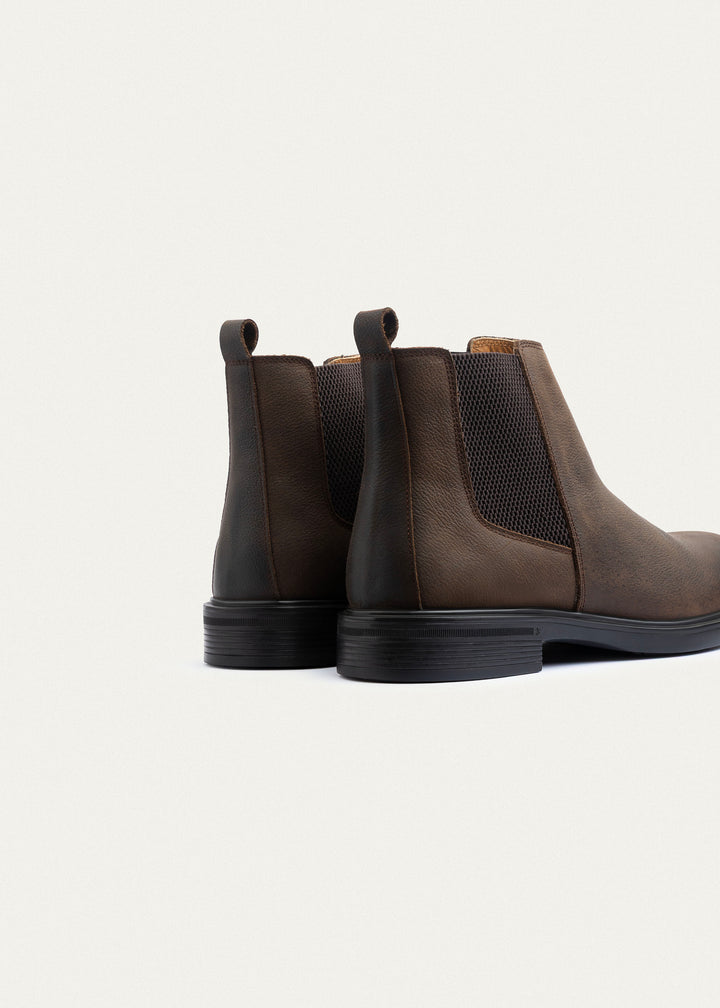 Classic Nubuck Chelsea Boots | Brown