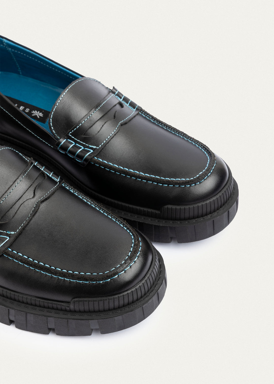 Edge Loafers | Black X Navy