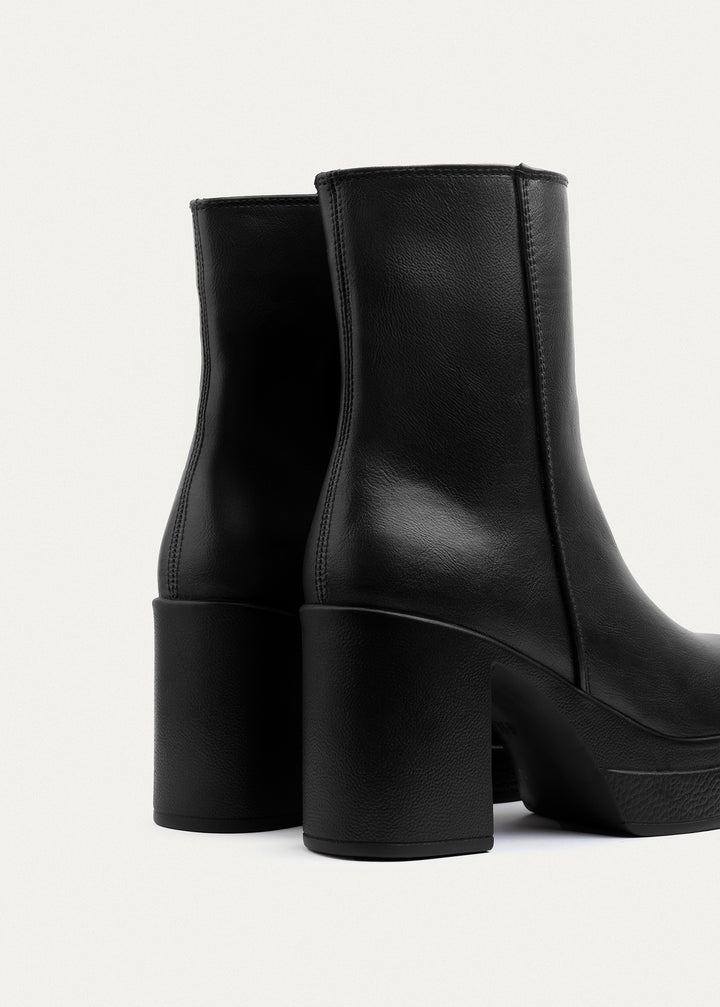 Elevate Block Heel Boots | Black