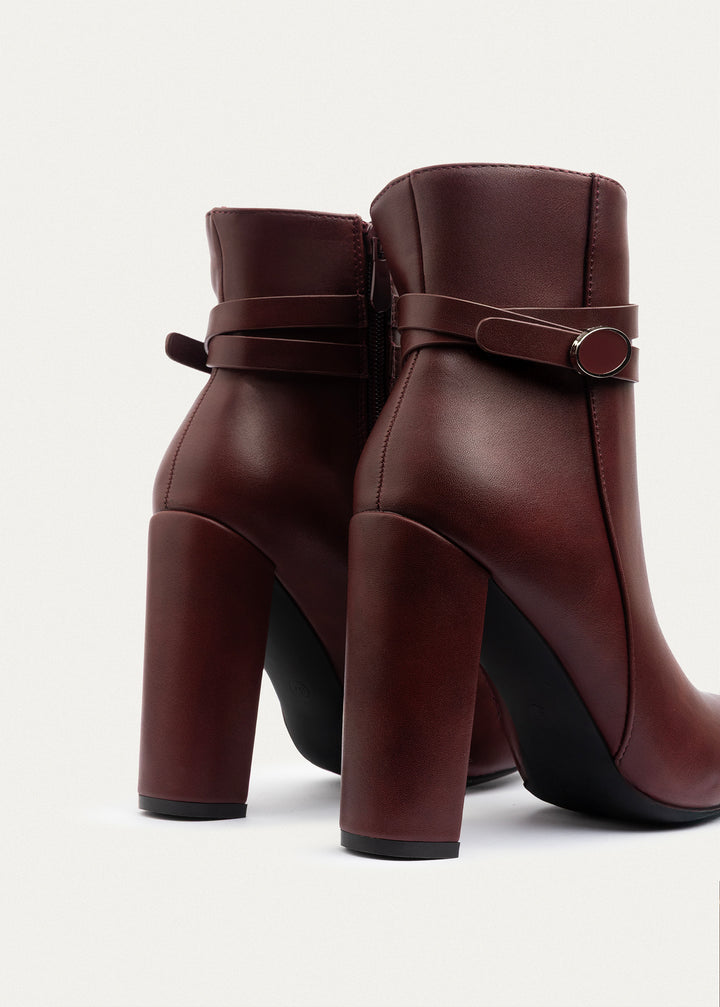 Stature Heel Boots | Burguandy