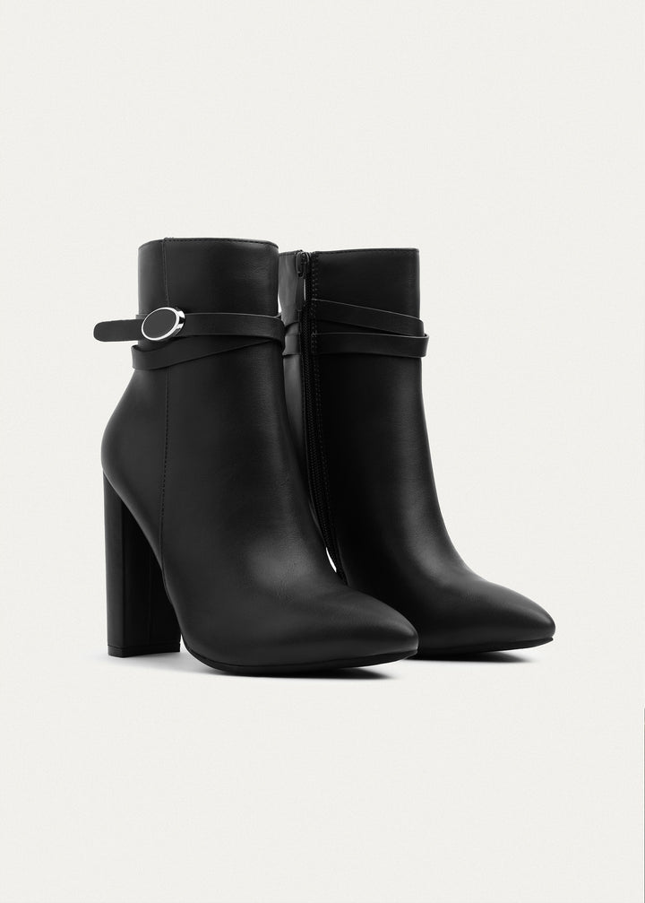 Stature Heel Boots | Black