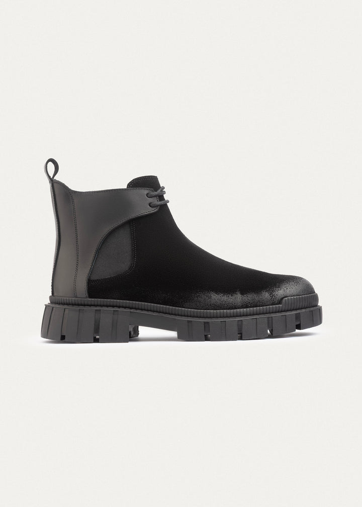Summit Suede Chelsea Boots| Black