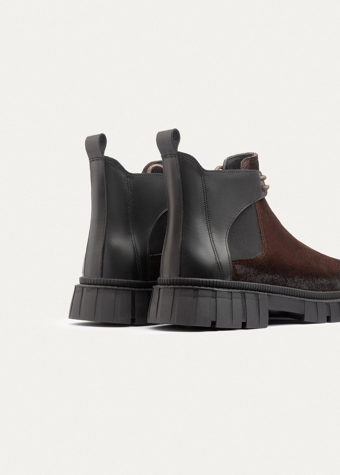 Summit Suede Chelsea Boots| Brown