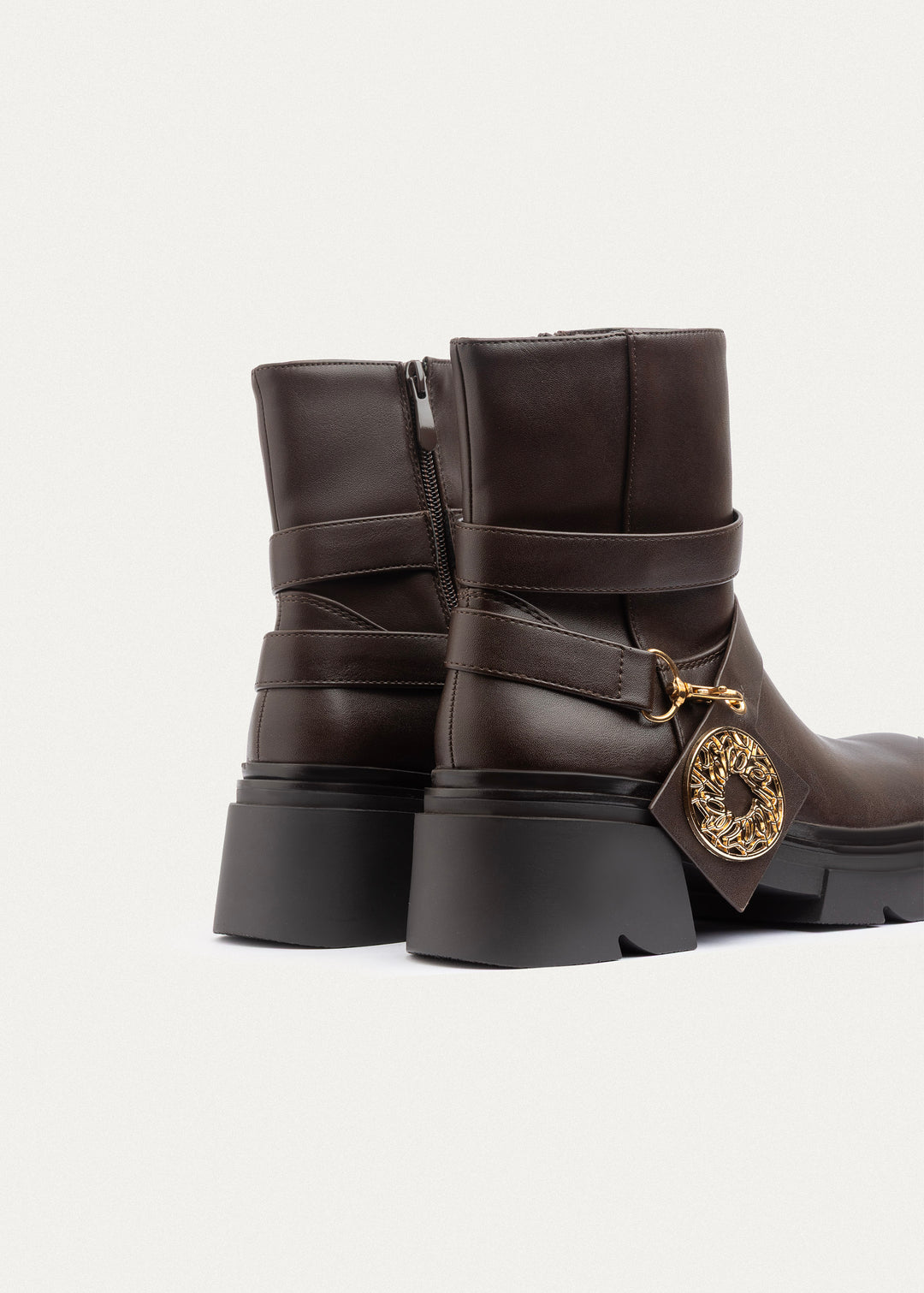 Emblem Strap Boots | Brown