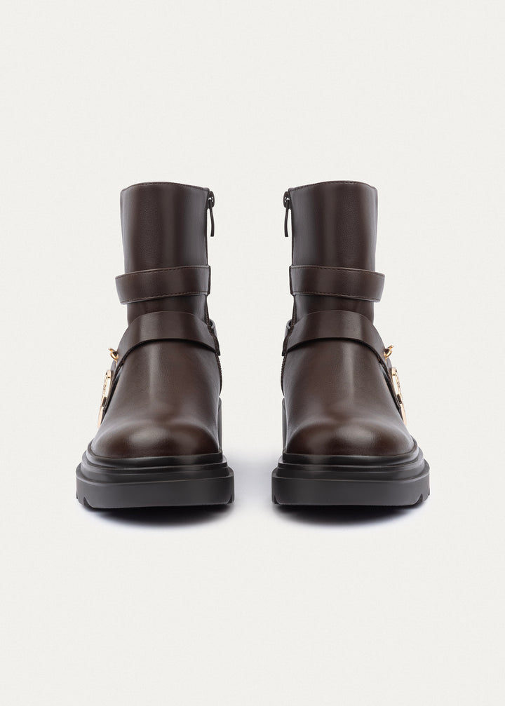Emblem Strap Boots | Brown