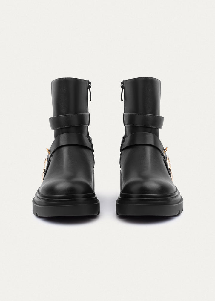 Emblem Strap Boots | Black