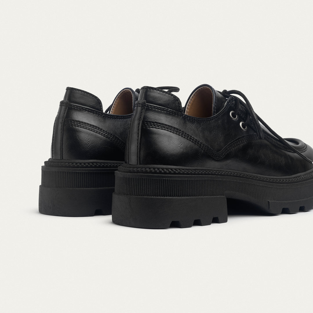 Women Black Chunky Oxford Loafer with laces