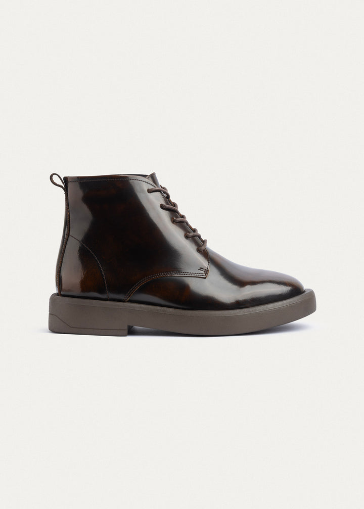 Heritage Brogue Patent Leather Boots | Brown