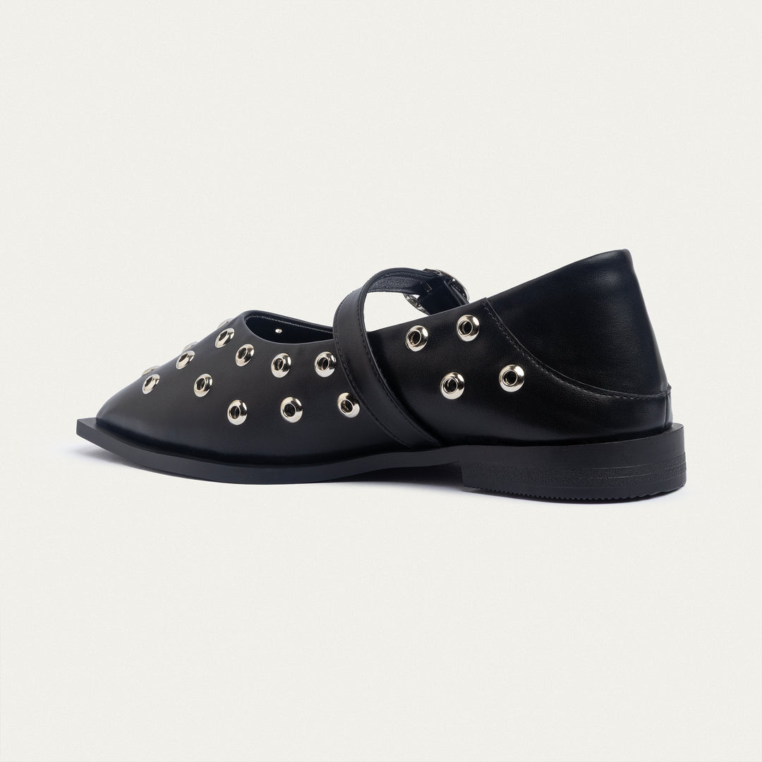 Achilles | Amora Buckle Pointy Flats - Black