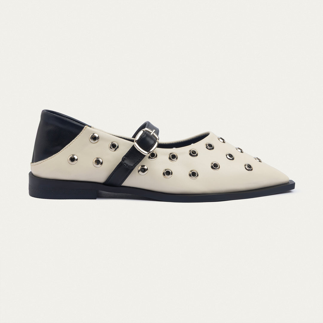 Achilles | Amora Buckle Pointy Flats - Beige