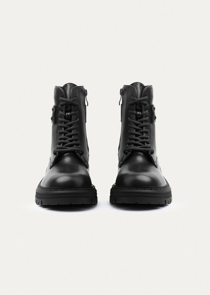 Frontier Lace-Up Boots| Black