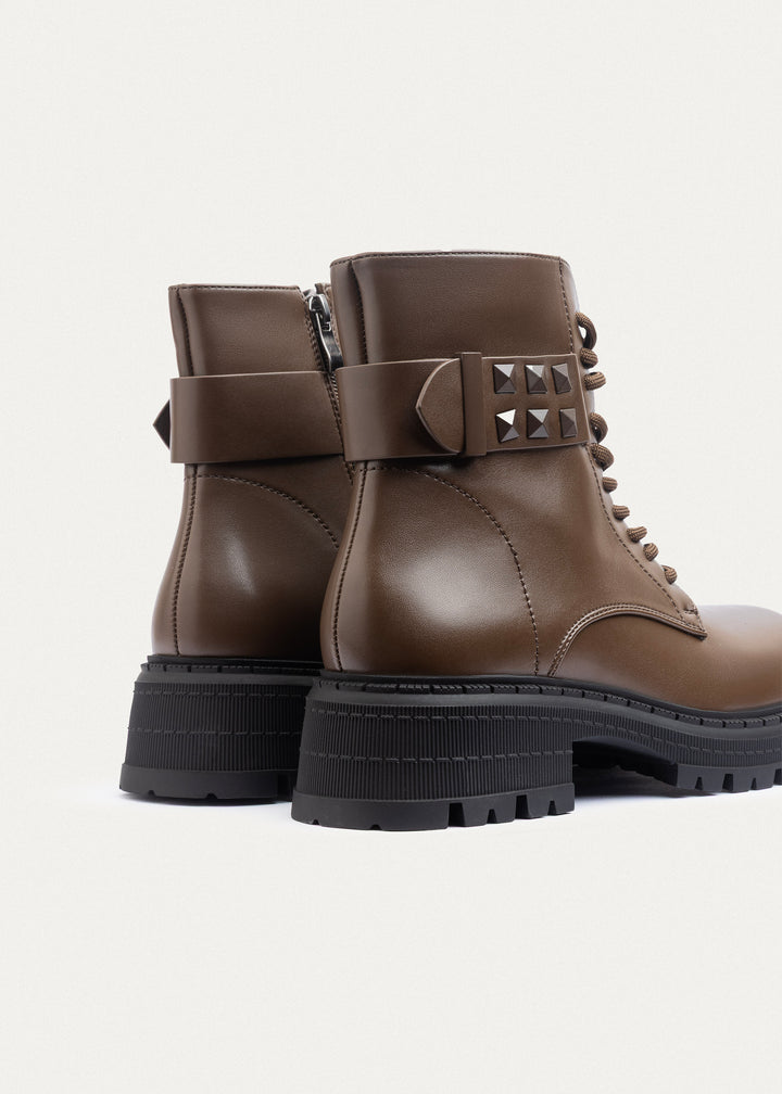 Frontier Lace-Up Boots| Mocha Brown