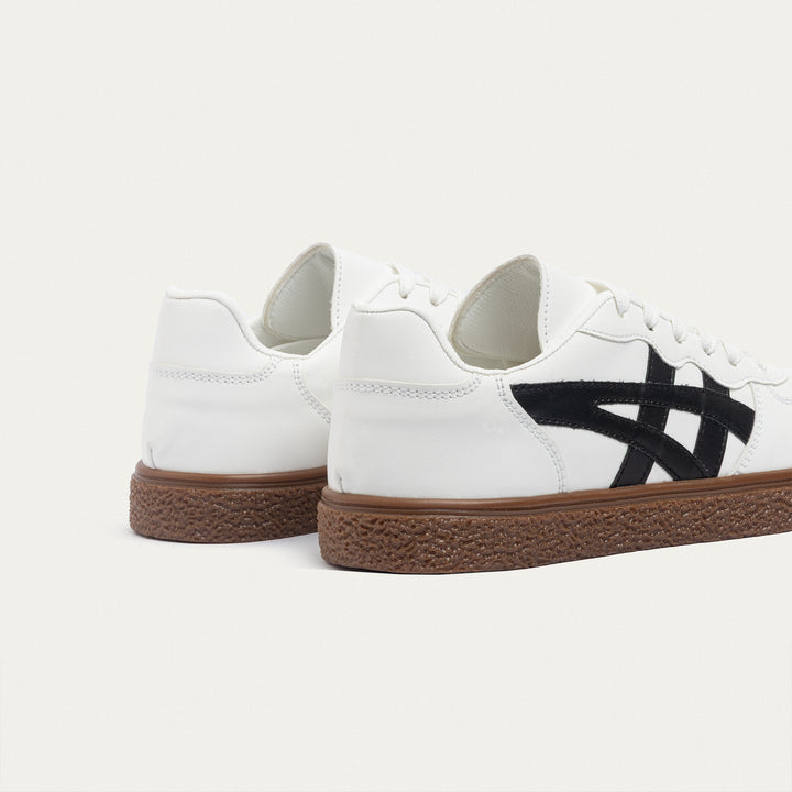 G-Sneakers Chic Motion | White & Black