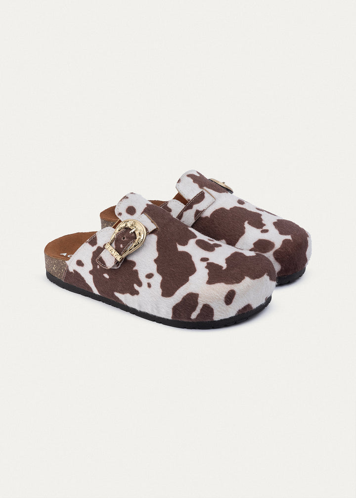 Cowhide Buckle Clogs | Brown