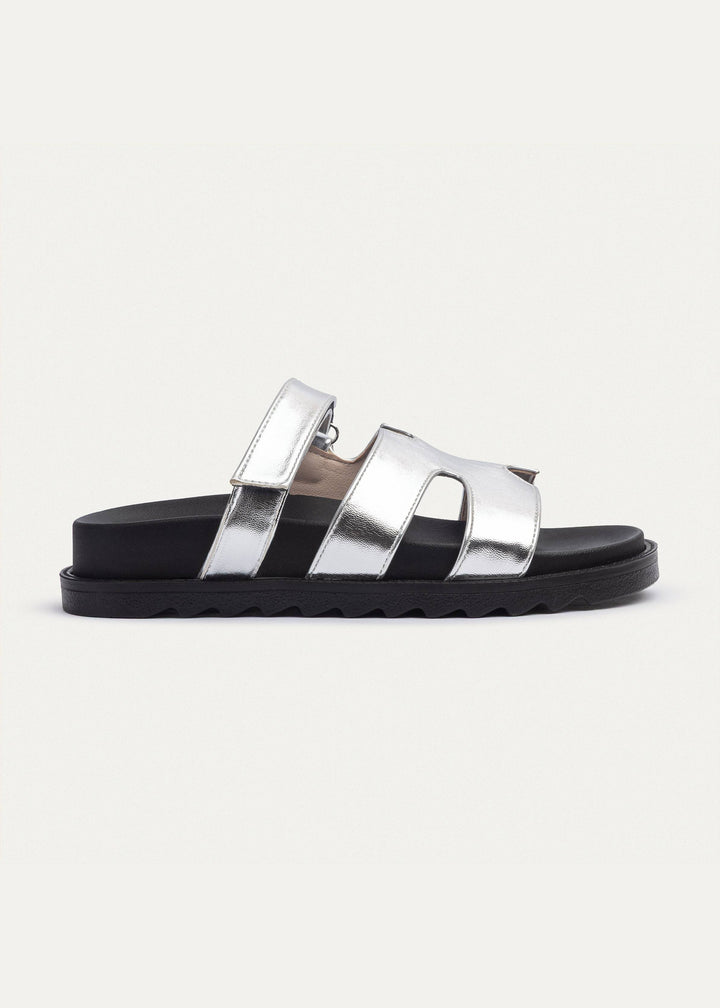 Hera Minimal Slides | Silver