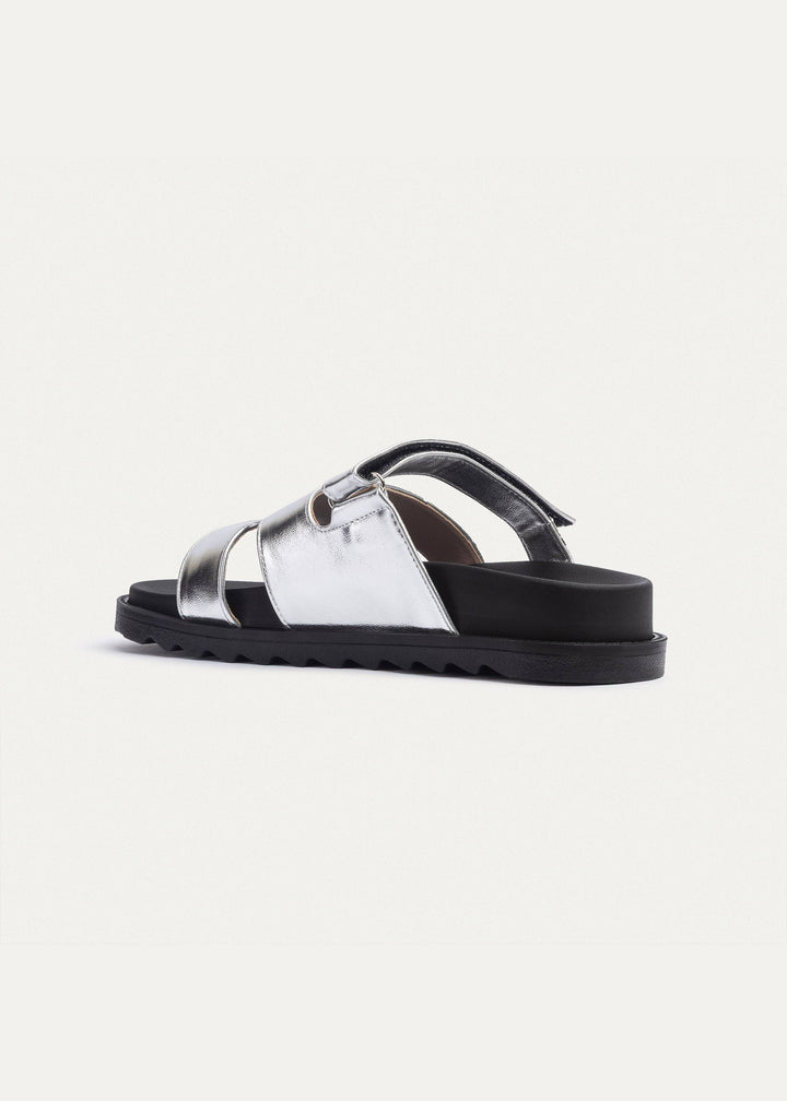 Hera Minimal Slides | Silver