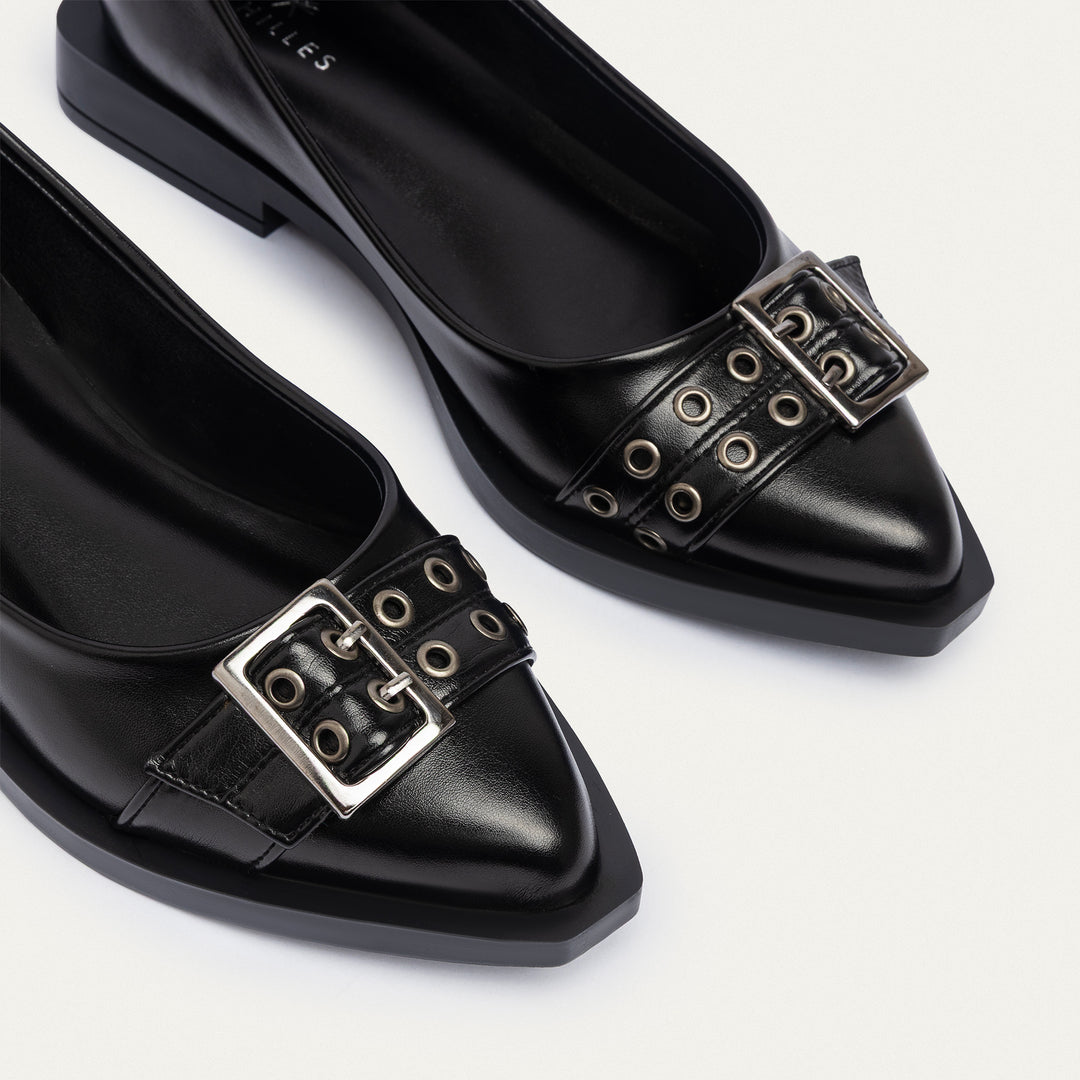Achilles | Buckled Pointed Loafers - Black