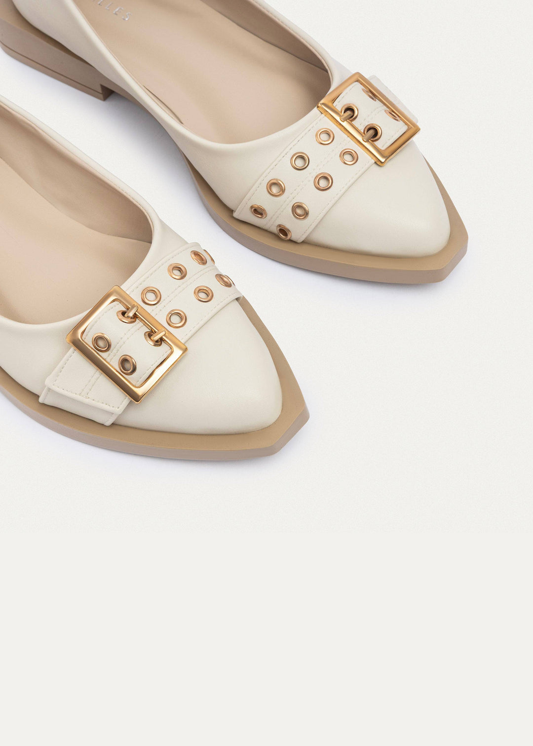 Achilles | Buckled Pointed Loafers - Beige