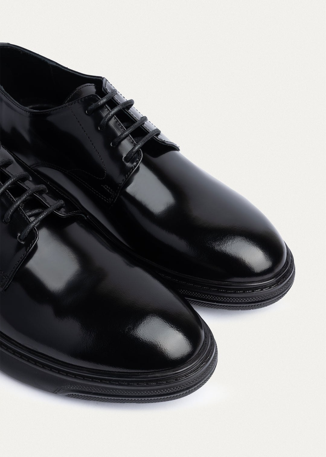 Aegis Shoes | Patent Black