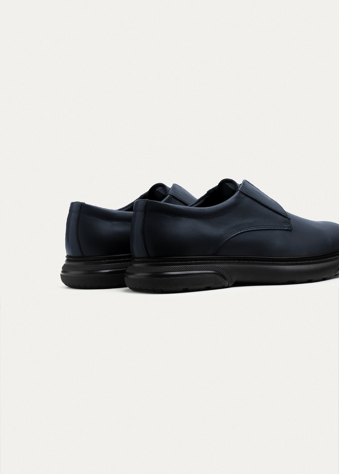 Smooth Leather Elastic Slip-On | NavyBlue