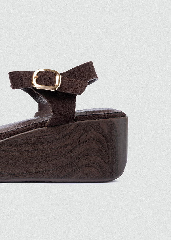 Suede Crisscross Flatform Sandals - Brown