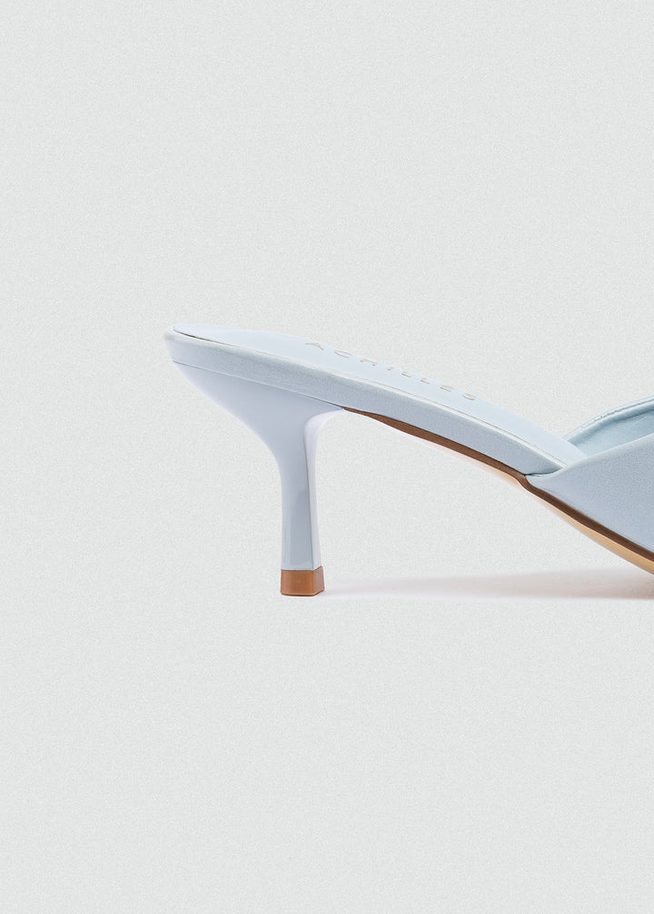 Matte leather V-Cut - Peep-Toe Mules - Baby Blue